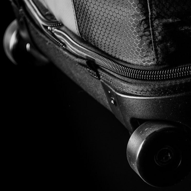 Mystic Surf Pro Boardbag XL Wheels - Skymonster Watersports